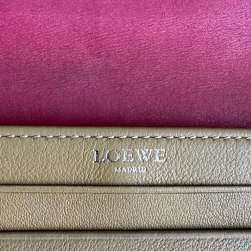 Loewe Tan and Pink Women's Wallet - Picture 9 of 16